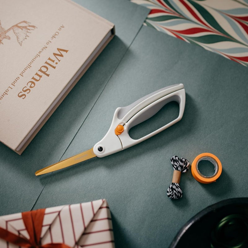 Fiskars Easy Action Titanium Scissors, Spring-Assisted, Precision Ground Stainless Steel Blades, 8in - Image 4